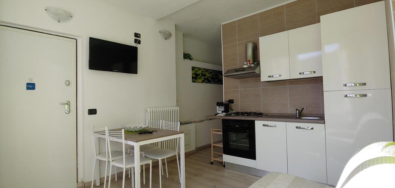 B&B Cav Rondinella Chiavenna Bagian luar foto